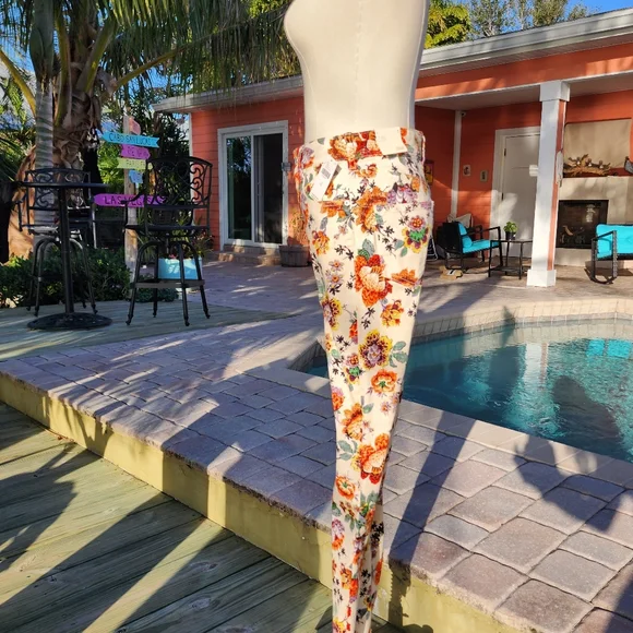 Anthropologie Pilcro The Cigarette Slim Floral Print Jeans Sz 25 NWT - Picture 7 of 16